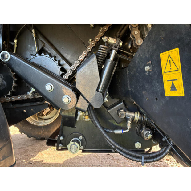 2021 New Holland ROLL BALER 125-46610372