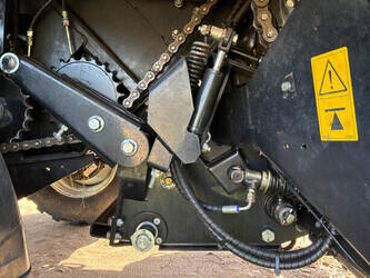 2021-new-holland-roll-baler-125-46610372