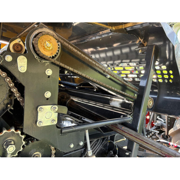 2021 New Holland ROLL BALER 125-46610378