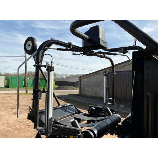 2021 New Holland ROLL BALER 125-46610380