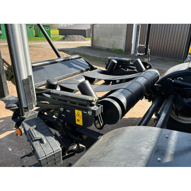 2021 New Holland ROLL BALER 125-46610381