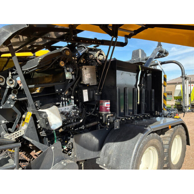 2021 New Holland ROLL BALER 125-46610386