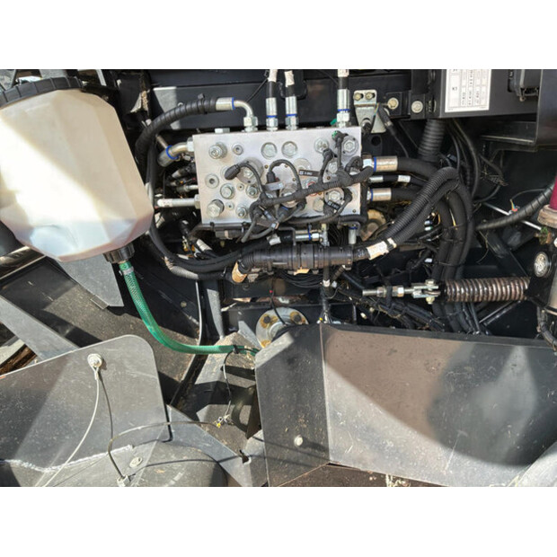 2021 New Holland ROLL BALER 125-46610388