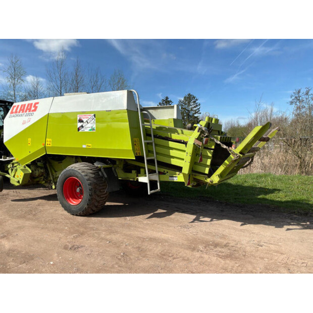 2004 كلاس Quadrant 2200-46610395