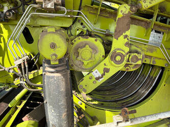 2004-claas-quadrant-2200-46610412