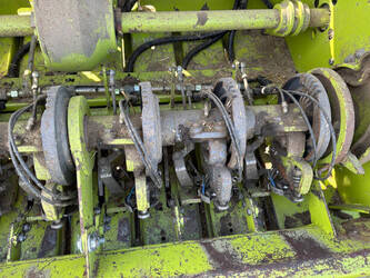 2004-claas-quadrant-2200-46610421