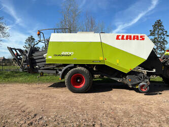2011-claas-quadrant-2200-46610431