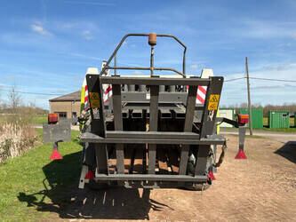 2011-claas-quadrant-2200-46610433