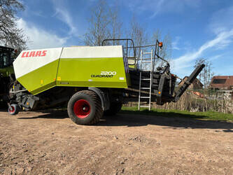 2011-claas-quadrant-2200-46610434