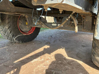 2011-claas-quadrant-2200-46610443