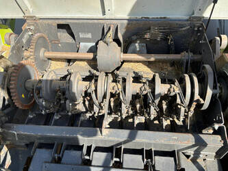 2011-claas-quadrant-2200-46610449