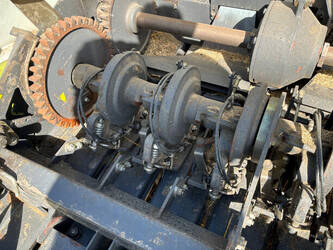 2011-claas-quadrant-2200-46610451