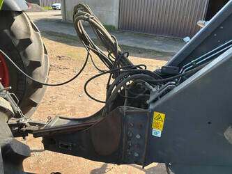 2011-claas-quadrant-2200-46610460