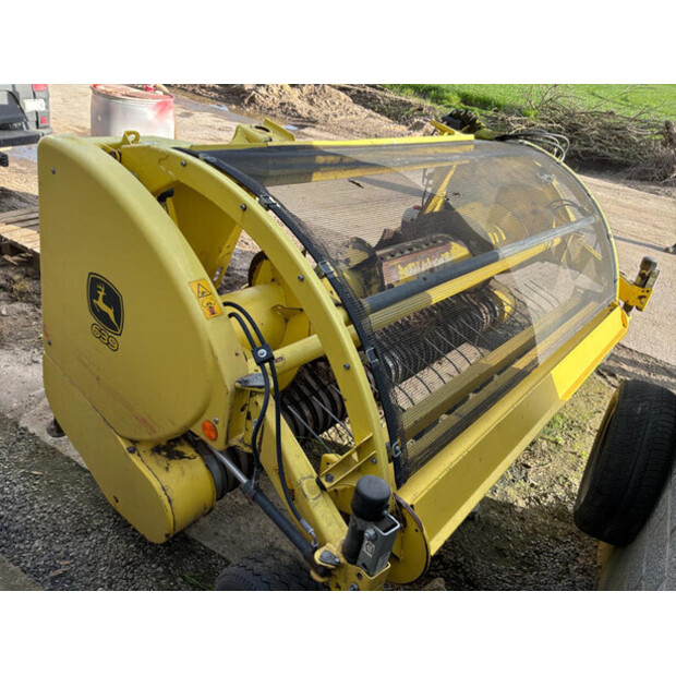 2016 جون دير 639-46610509