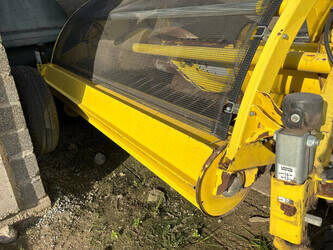 2016-john-deere-639-46610511