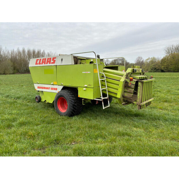 1999 CLAAS Quadrant 1200-46610522