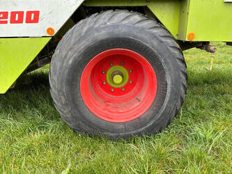 1999-claas-quadrant-1200-46610534