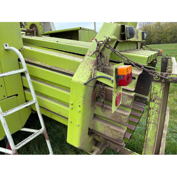 1999 CLAAS Quadrant 1200-46610535