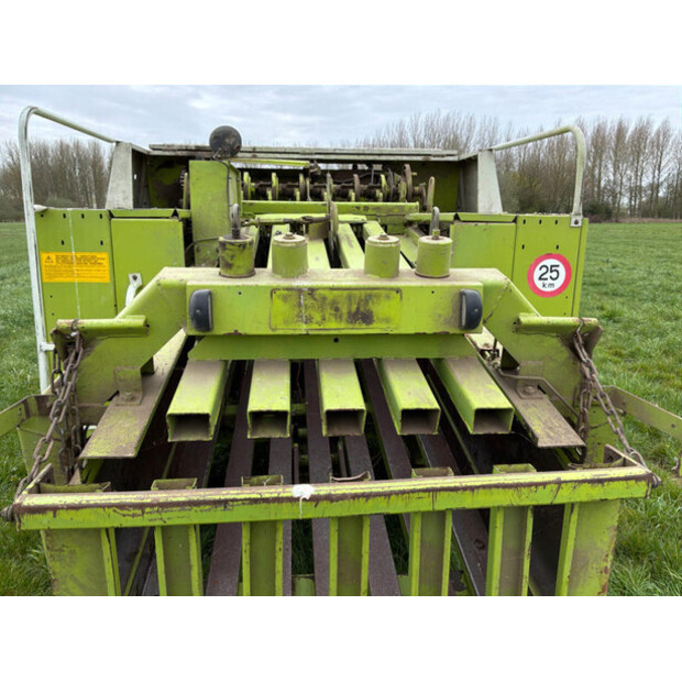 1999 CLAAS Quadrant 1200-46610536