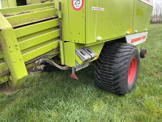 1999-claas-quadrant-1200-46610539