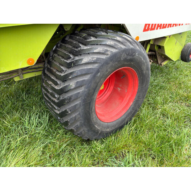 1999 CLAAS Quadrant 1200-46610540