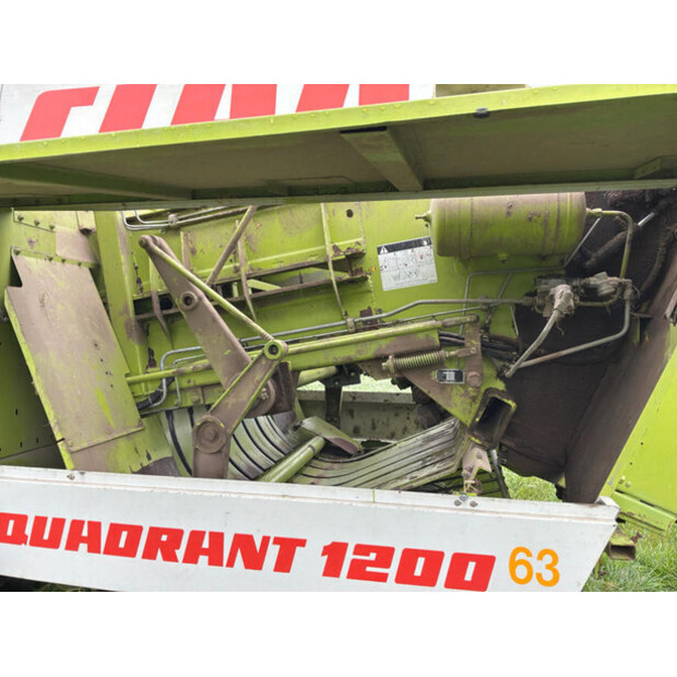 1999 CLAAS Quadrant 1200-46610550