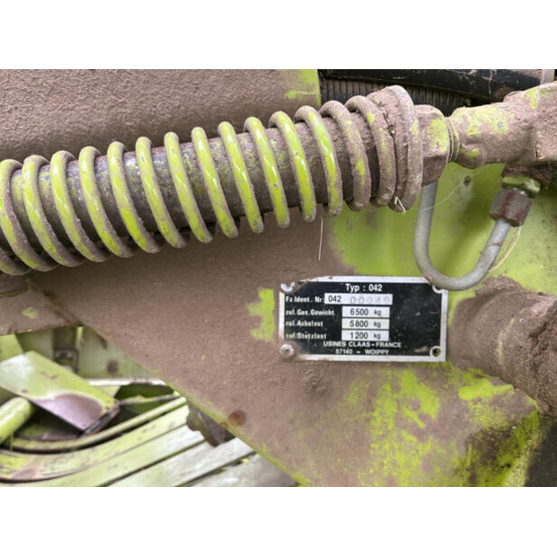 1999 CLAAS Quadrant 1200-46610551