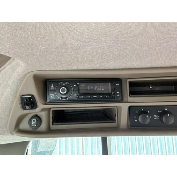 2017 CASE CVX 270-46610577