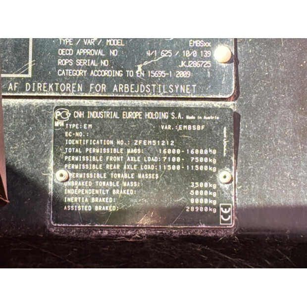 2017 CASE CVX 270-46610600