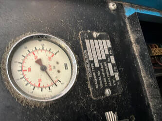 1984-compair-broomwade-6030-46610740