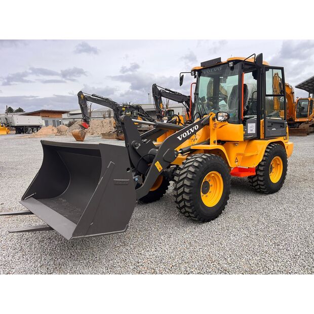 2026 Volvo L30HS-46620280