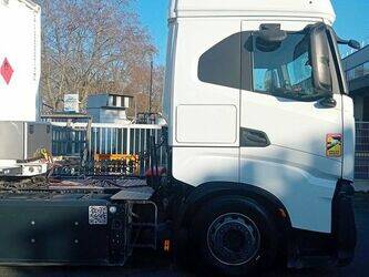 2022-iveco-440s46-46624825