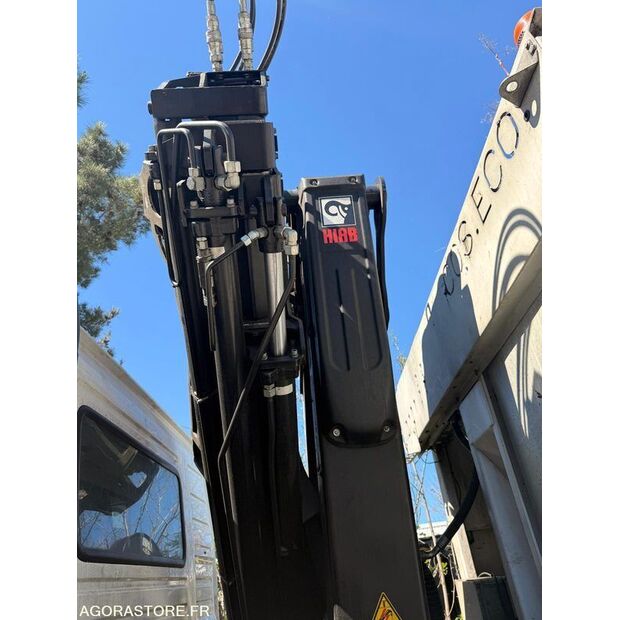 2017 فولفو FM-46624889