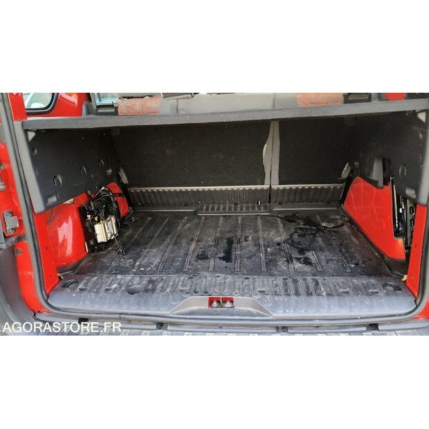 2012 Renault Kangoo-46624908