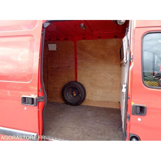 2002 Renault Master-46624953
