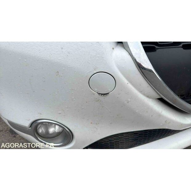 2015 Peugeot 208-46625054