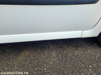 2013-renault-twingo-1442810-46625090