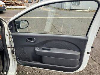 2013-renault-twingo-1442810-46625091