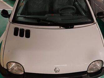 2005-renault-twingo-1442832-46625135