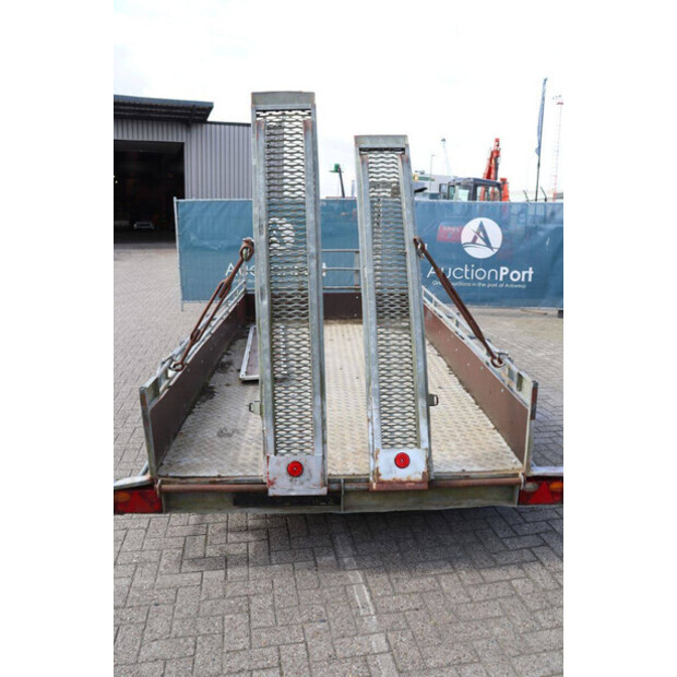 2001 هابرت K2702-46625277