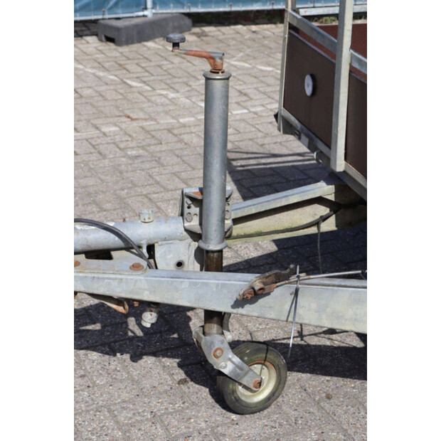 2001 هابرت K2702-46625284