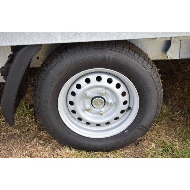 BW Trailer 2700kg-46625364