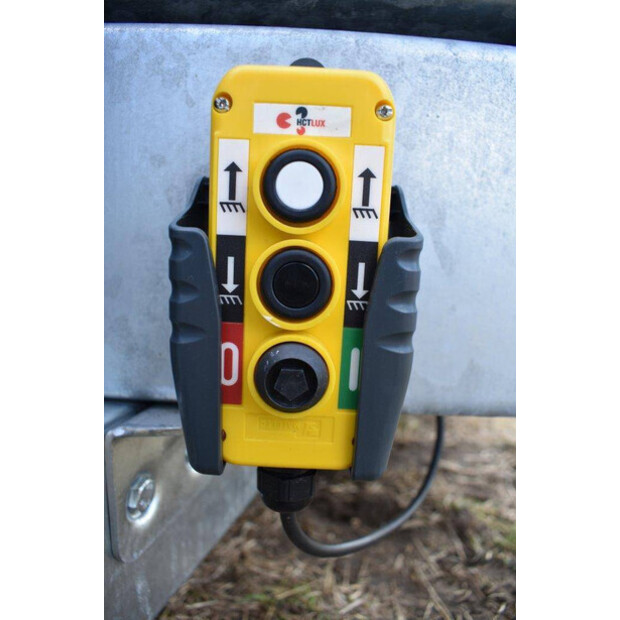 BW Trailer 2700kg-46625370