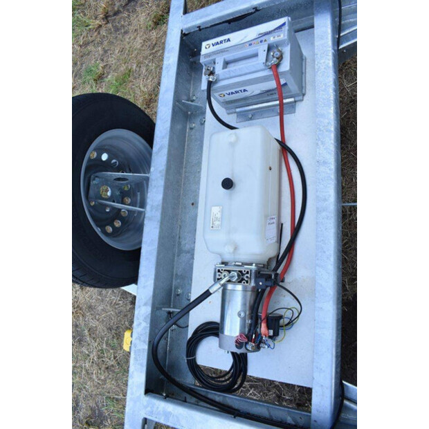 BW Trailer 2700kg-46625375