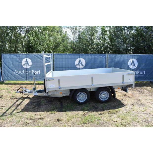 BW Trailer 2700kg-46625414
