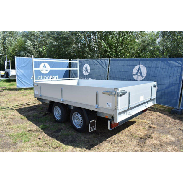 BW Trailer 2700kg-46625416