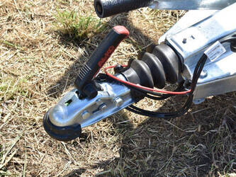 bw-trailer-2700kg-1443093-46625420