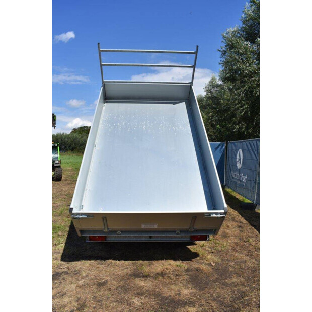 BW Trailer 2700kg-46625431