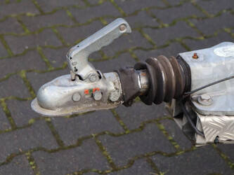 1991-titan-v-20-1443098-46625493