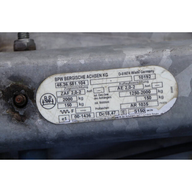 1991 تيتان V-20-46625497